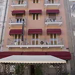 Dolly Hotel 3*