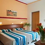 Hotel Dolly 3*