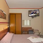 Dolly Hotel