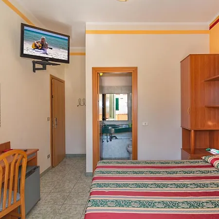 Otel Dolly Viareggio